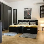 Charming Studio In The Heart Of Bucharest